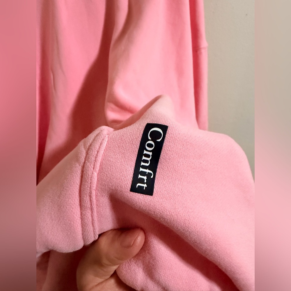 Comfrt "Love" Oversized Hoodie - Petal Pink Size 3XL limited edition like new - Picture 6 of 14